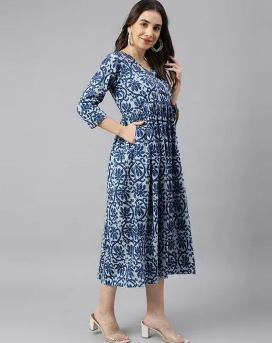 Women Solid Cotton Gown.